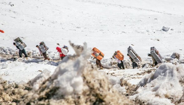 زندگی کولبری: «نان» به بهای «جان»