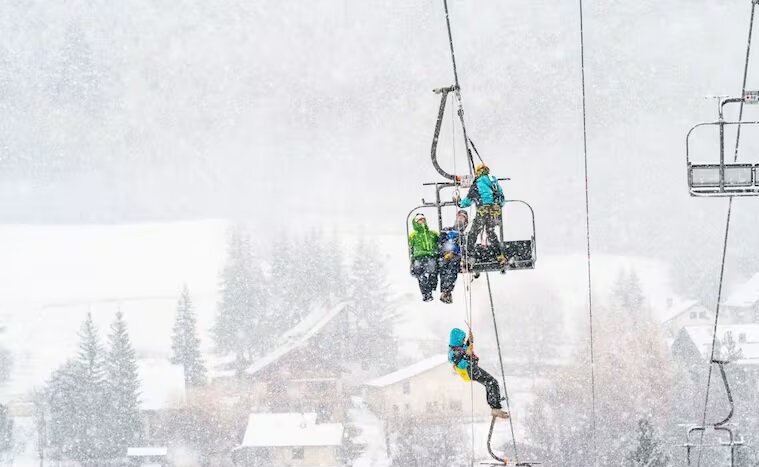 سقوط از 70 متری؛ مرگ دلخراش فوتبالیست آلمانی