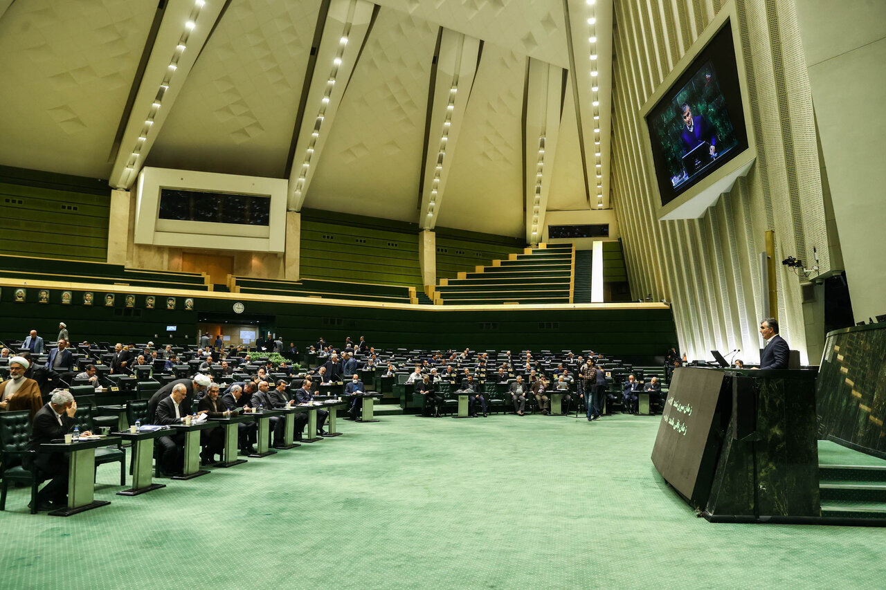 بیانیه حمایت نمایندگان مجلس از دولت مردمی ونزوئلا و محکومیت اقدامات غیرقانونی آمریکا