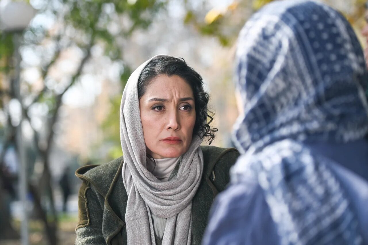 چهره هدیه تهرانی ۵۳ ساله در یک سریال جدید | ببینید