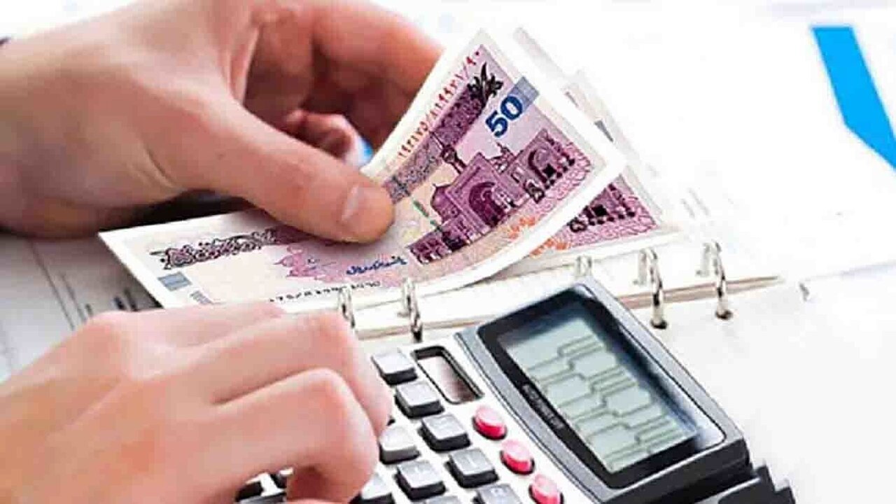 انتقاد از تصمیم دولت درباره افزایش ۲۰ درصدی حقوق