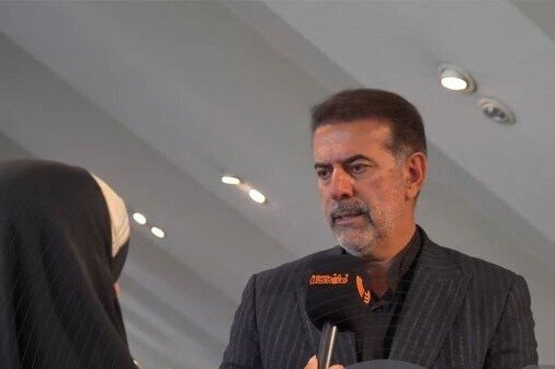 هشدار یک نماینده؛ این ستون ترک برمی‌دارد اگر... | صندوق‌های بازنشستگی هر سال ۳۳۰ همت از خزانه را می‌بلعند