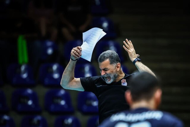 عطایی: تیم برخی بازیکنان در شأن والیبال ایران نیست/ من مقصر محرومیت صابر نبودم