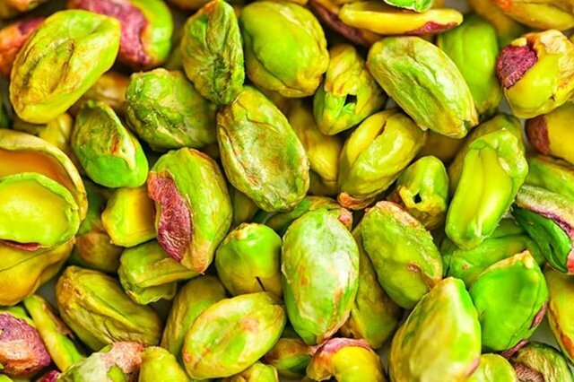 مغز پسته برای بستنی، باقلوا و شیرینیپزی