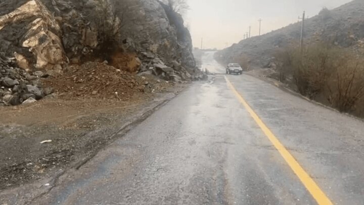 فیاضی: گالری ریزشی در گردنه لاوش محور بلده - پل زنگوله نصب میشود