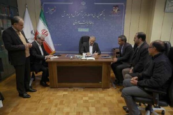 دیدار چهره به چهره فرهنگیان با وزیر آموزش و پرورش