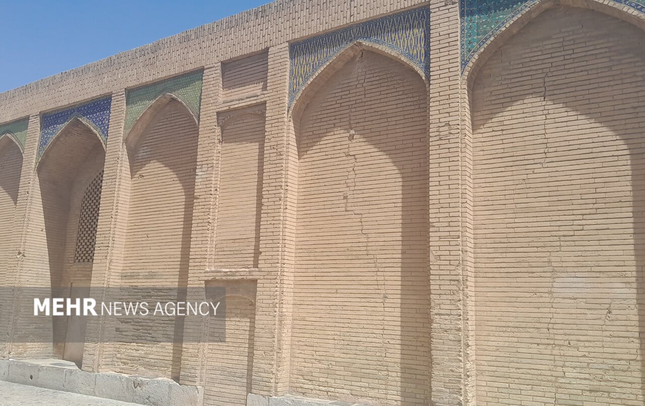 زمین تمدن اصفهان را می‌بلعد؛ فقط ۶ سال برای نجات باقی است