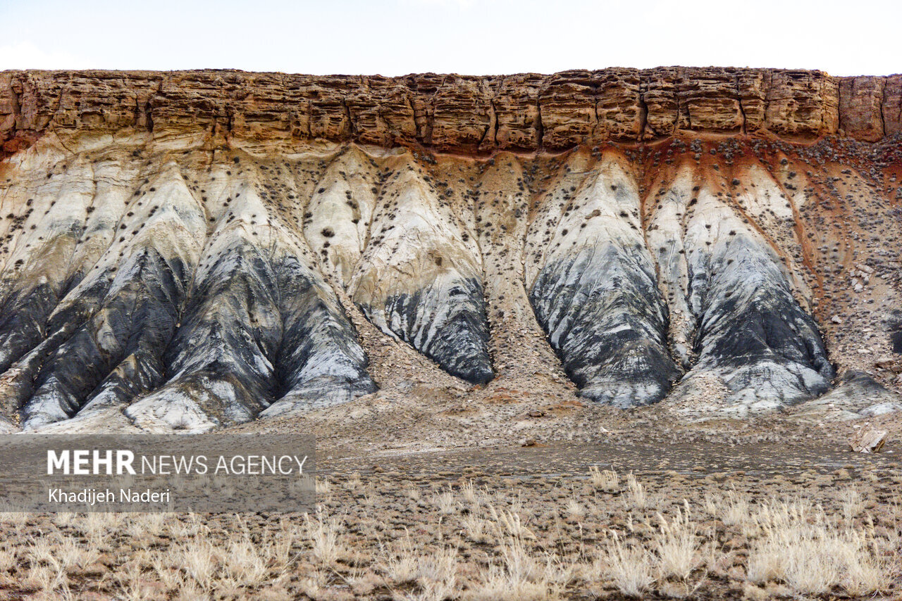 تخت سرخ و دره دوزخی؛ دو نگین طبیعت بکر روستای حسن رباط