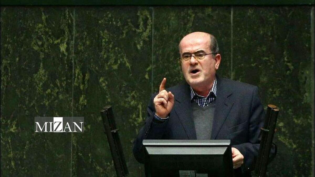 لاهوتی: تمامی قوانین باید توسط نمایندگان مردم در مجلس به تصویب برسد