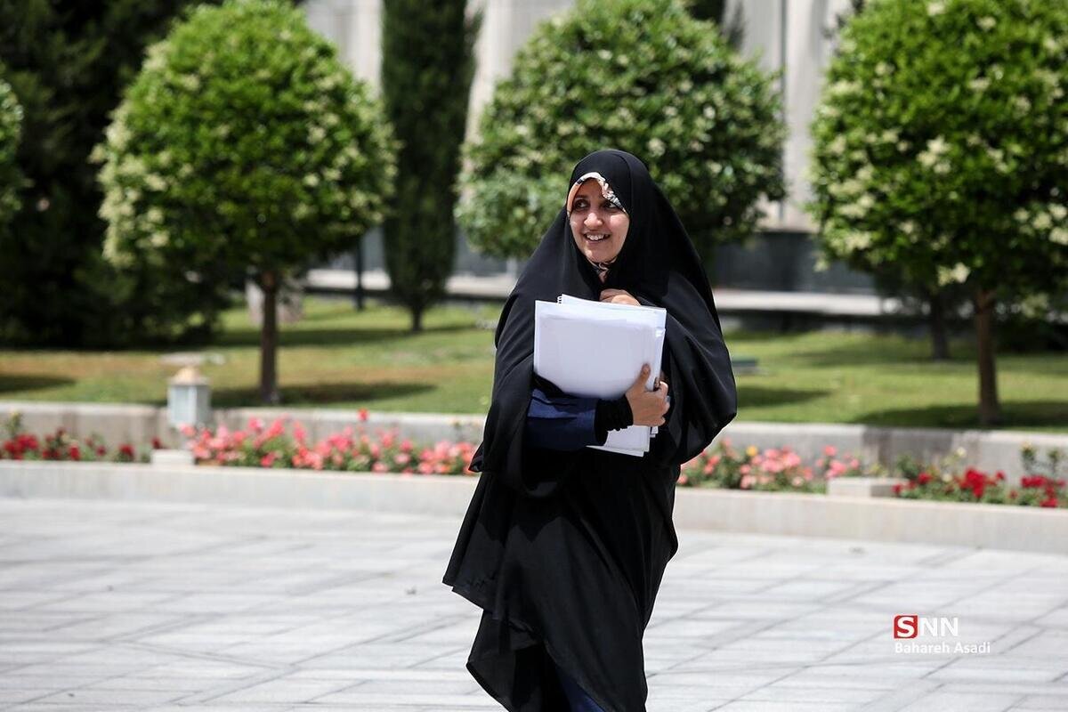 بهروزآذر: مذاکرات با مجلس برای اصلاح لایحه خشونت علیه زنان شروع شده ولی هنوز به نتیجه نرسیده‌ایم + فیلم