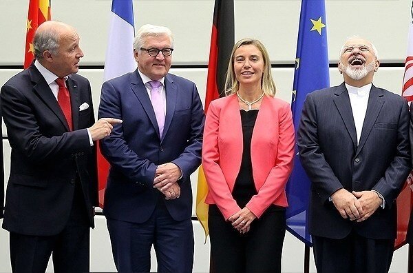 خودتحقیری دیپلماتیک؛ امضای ظریف پای یک روایت خطرناک!