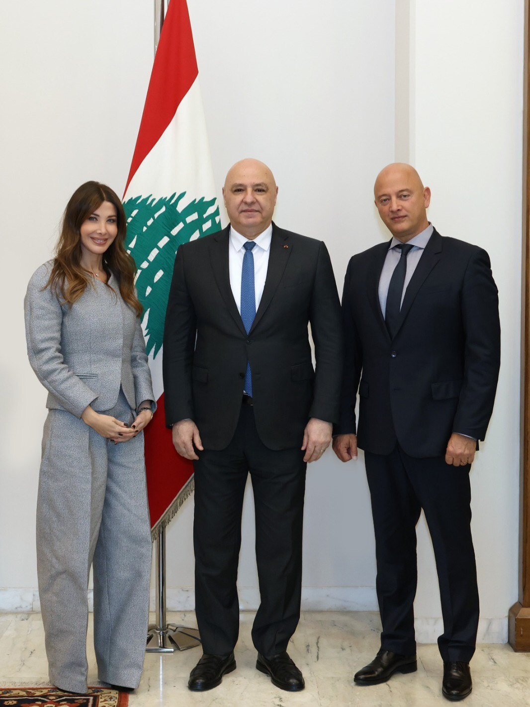 چهره ها/ پوشش متفاوت نانسی در دیدار با رئیس‌جمهور لبنان