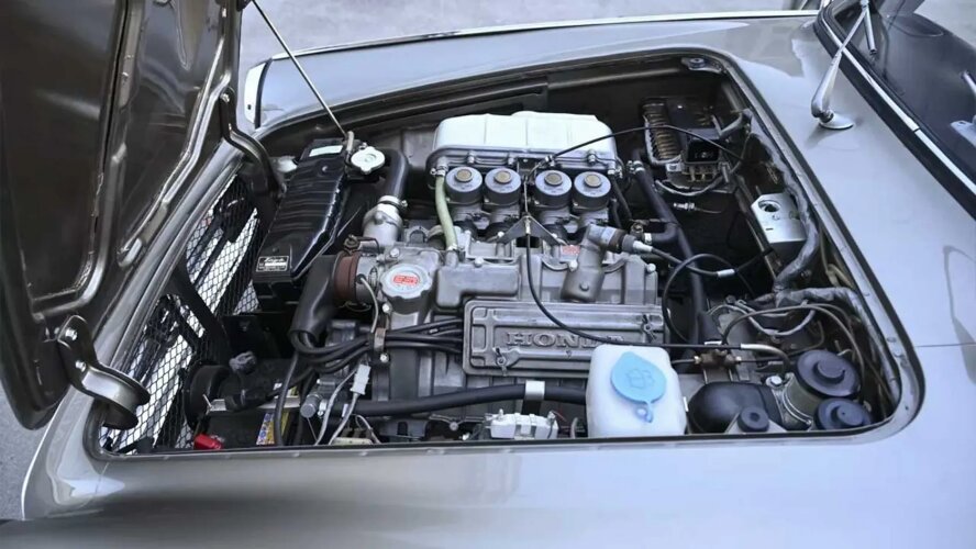 کوپه کلاسیک کوچک هوندا، موتورسیکلتی با چهارچرخ!