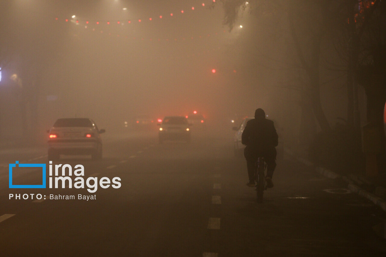 عکس/ زنجان در مه