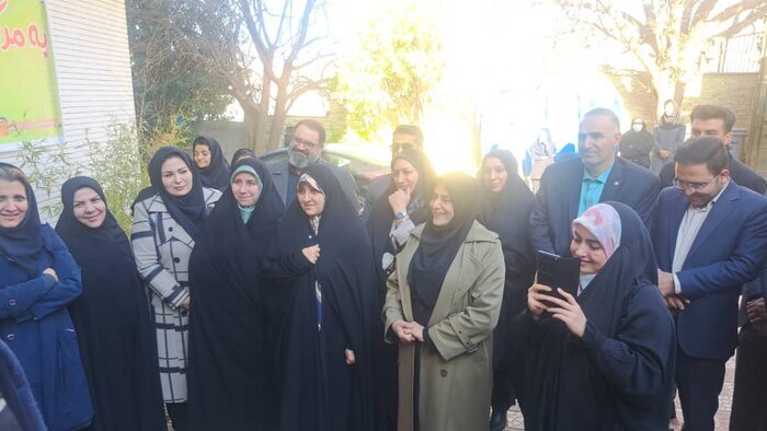 بازدید معاون رئیسجمهور از تنها مرکز ترک اعتیاد زنان در شیراز