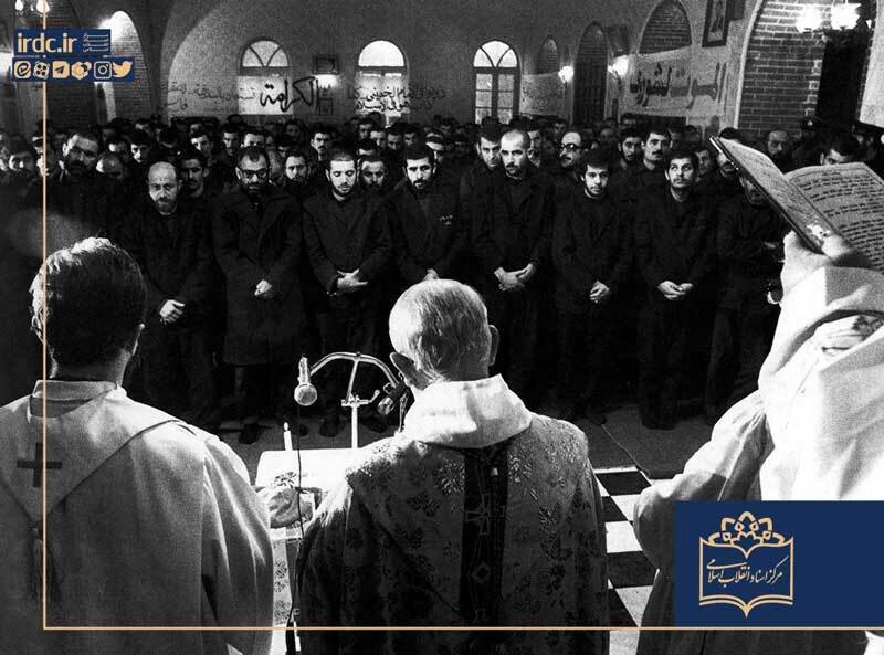 کریسمس در جنگ؛ اسرای مسیحی عراقی در جشن سال نوی میلادی