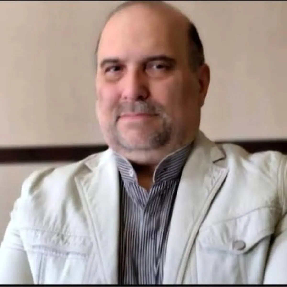 پلیسِ ایران ، از آلیاژِ دنیاگرایی بدور است