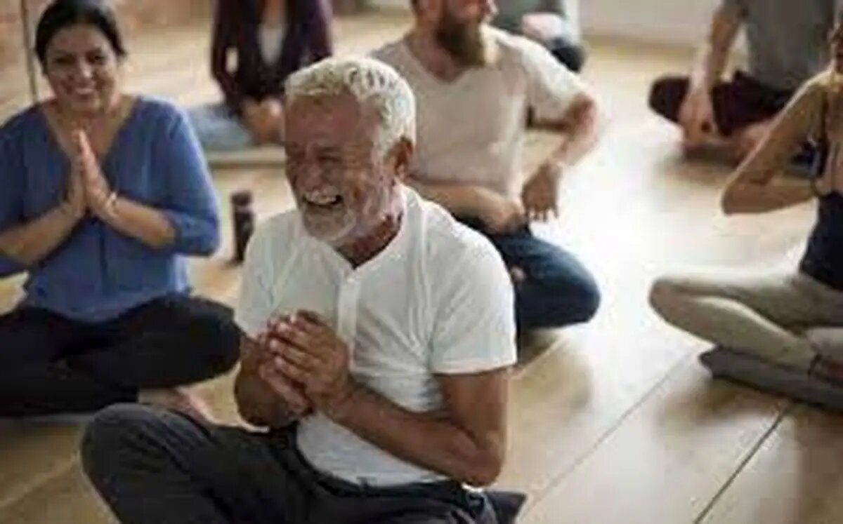 یوگای خنده از کدام کشور آمده؟ / فواید قلبی خنده