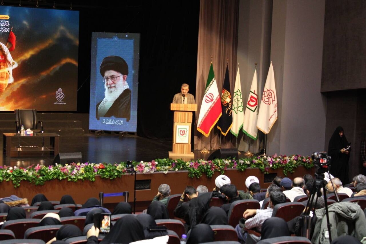 نقش ایران در برهه کنونی مهم و بین‌المللی است/ اتحاد و انسجام مهمترین رکن در شرایط فعلی است