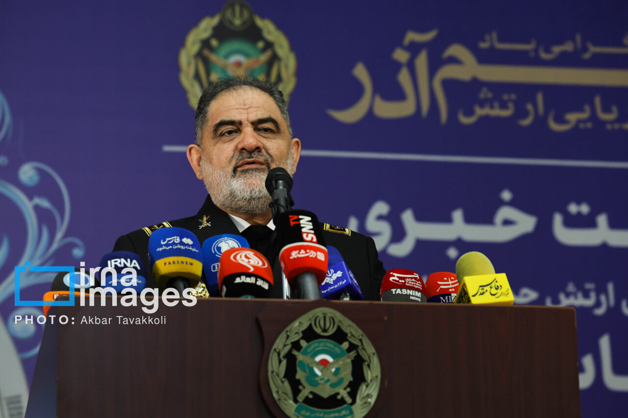 دریادار ایرانی: بسیاری از فناوری‌های راهبردی جهان، ریشه در نیازهای نظامی داشته‌اند