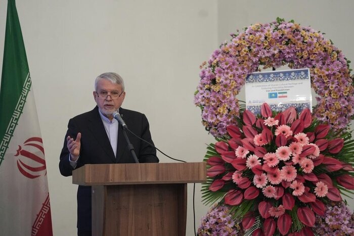 وزیر میراث فرهنگی: رایزنی با کشورهای حاشیه خلیج فارس برای برقراری خطوط کروز انجام شد