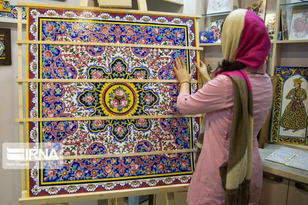 ۸۰ درصد شغل‌های صنایع‌دستی اصفهان به گردشگران خارجی وابسته است