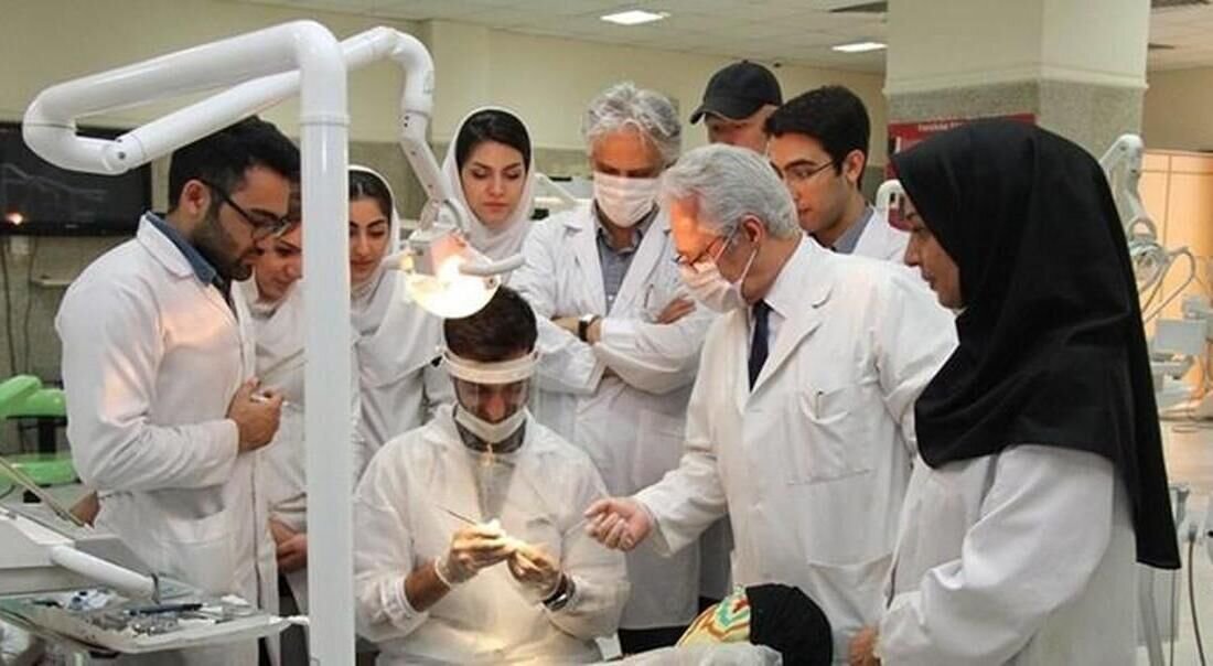 مطالبات دستیاران و دانشجویان دکترا به صورت مرحلهای پیگیری میشود