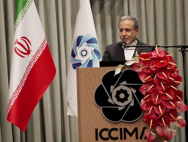 در سفر عراقچی به اصفهان چه گذشت؟