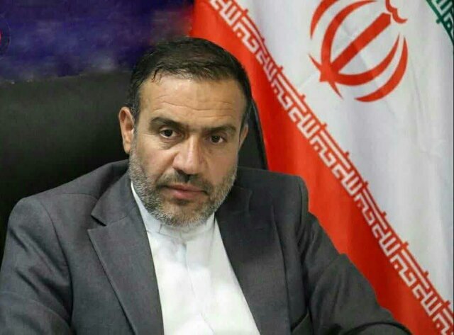 حقوق کارمندان و بازنشستگان باید متناسب با تورم واقعی تنظیم شود/ ۲۰ درصد کفایت نمیکند