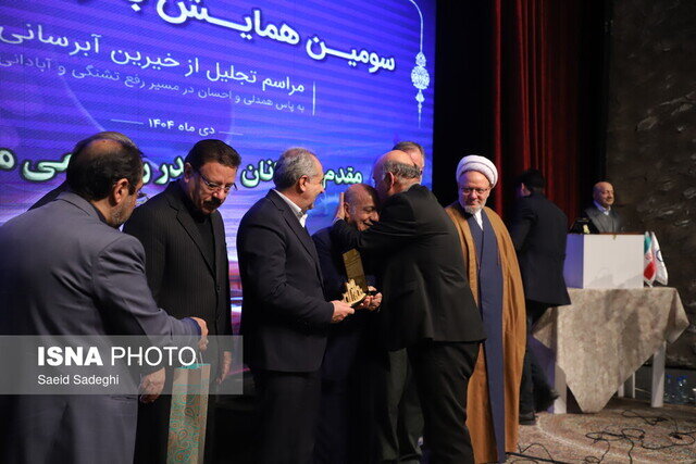 استاندار آذربایجانشرقی: کار خیرین با یک همایش قابل قدردانی نیست