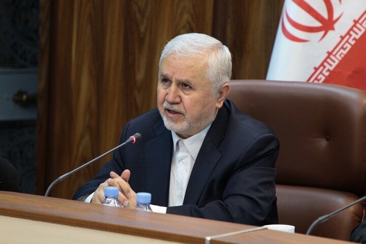 آغاز مرمت طبقه دوم میدان نقش جهان؛ تلاش مردم برای بهبود وضعیت دو برج