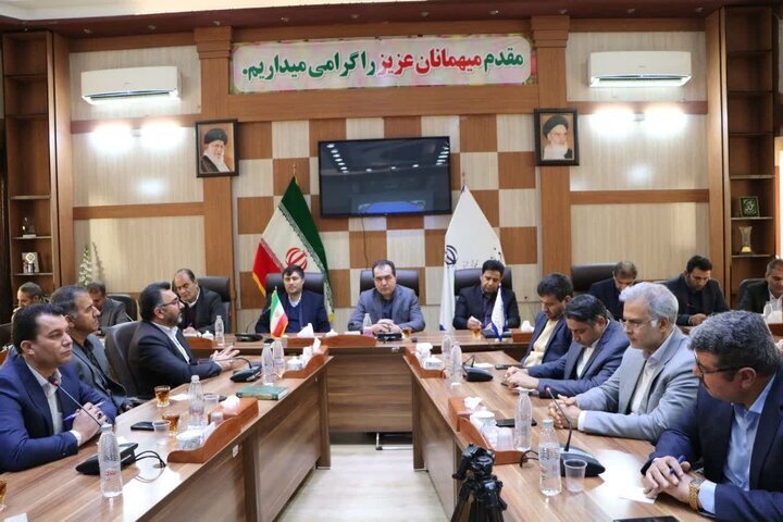 معموری: دستگاه‌های دولتی از کسب‌وکارهای داخل خراسان شمالی خرید کنند