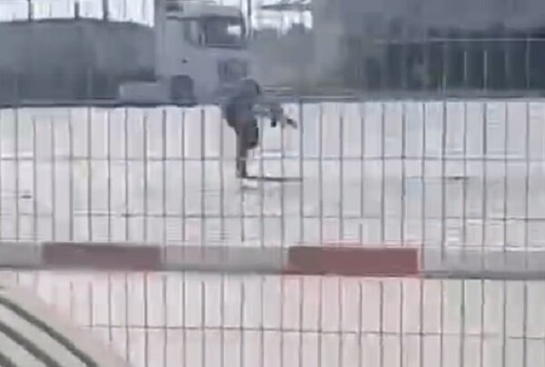 تحویل پیکر عامل عملیات ضد صهیونیستی گذرگاه کرامه به اردن