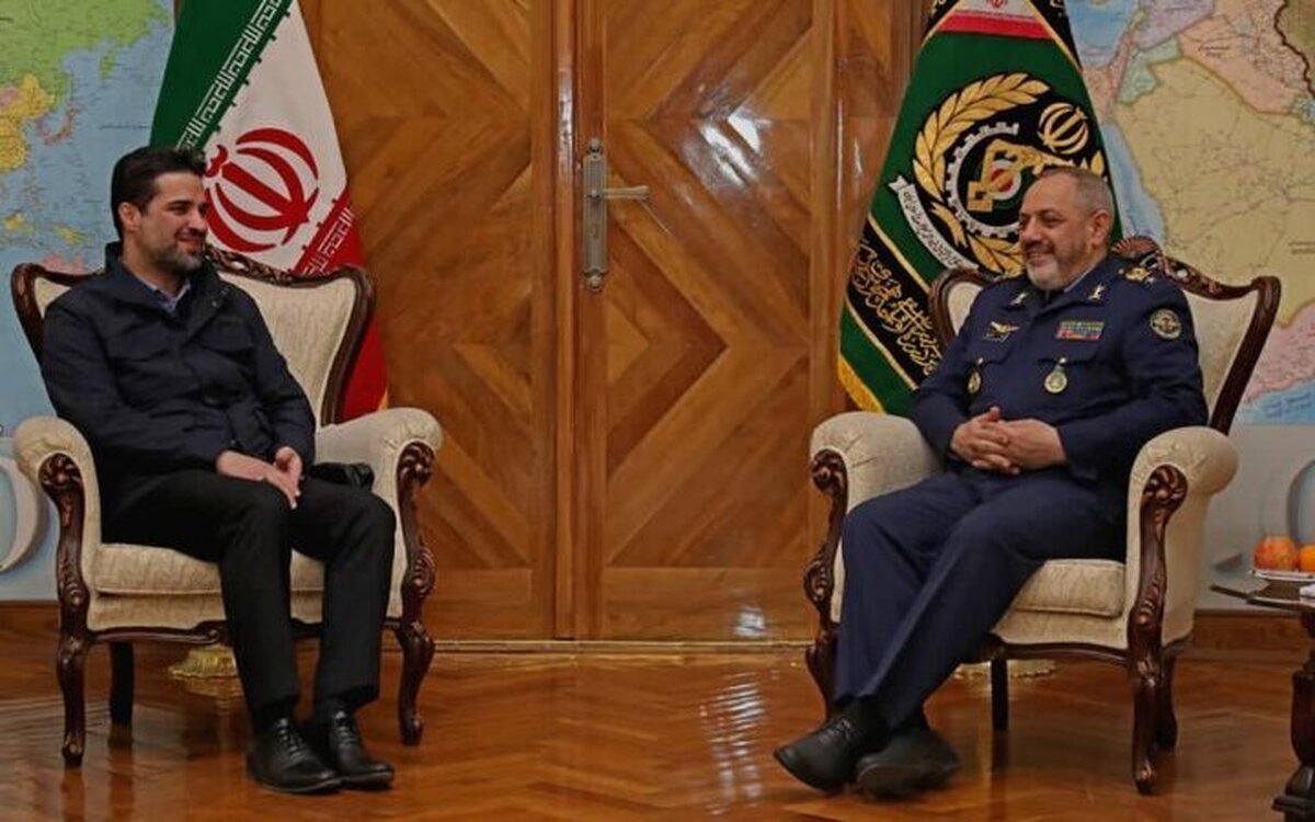 وزیر دفاع با سرپرست سازمان هواپیمایی کشوری دیدار کرد