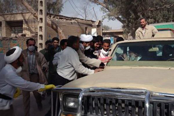 حضور رهبر انقلاب در مناطق زلزله‌زده بم