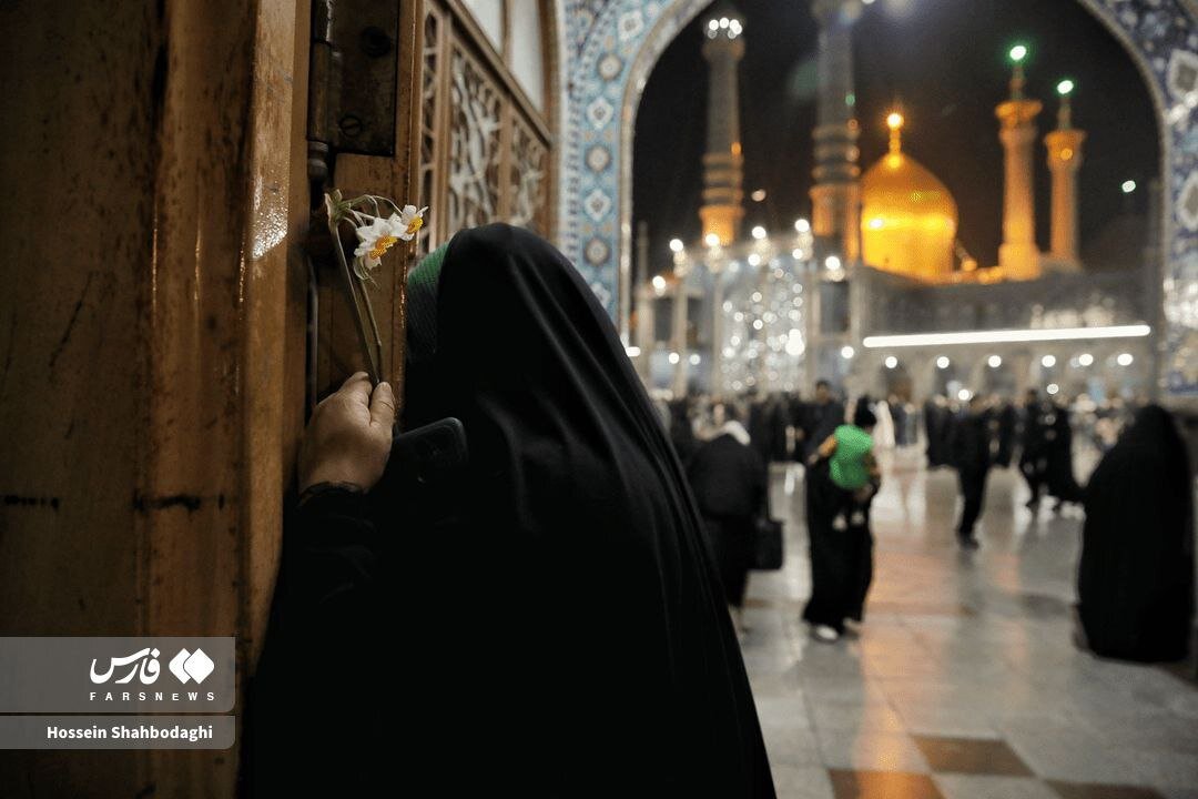 عکس/شب آرزوها در حرم حضرت معصومه(س)