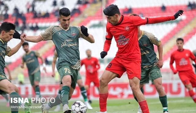 توقف بدموقع تراکتور برابر شمس‌آذر