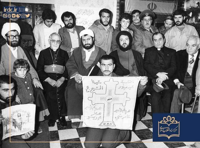 جشن کریسمس اسرای مسیحی عراقی در ایران + تصاویر