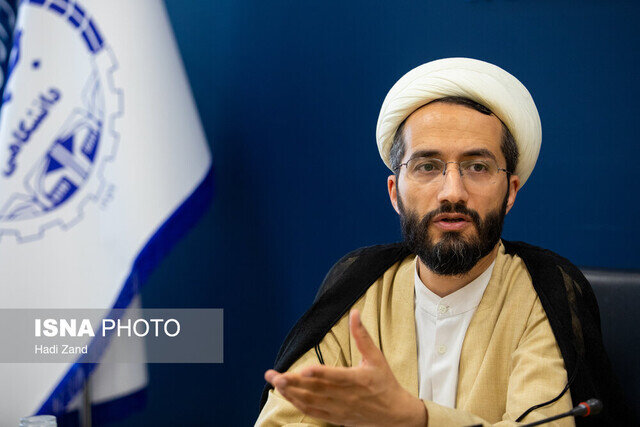 زمان کم آموزش در مدارس ایران/ نقش کمرنگ برنامه و کتابهای درسی در افت تحصیلی دانشآموزان