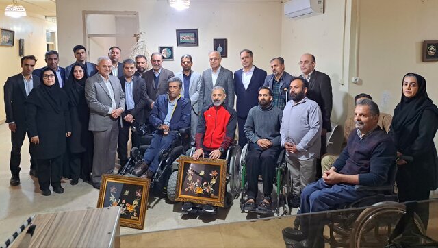 معاون وزیر کشور و رئیس سازمان امور اجتماعی وارد بندرعباس شد