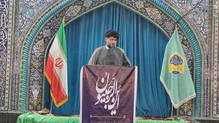 امام جمعه گناوه: اعتکاف پیوند جوانان با ارزهای دینی را عمیقتر میکند