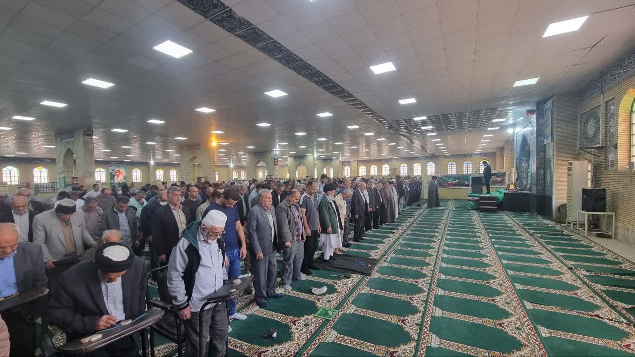 امام جمعه گناوه: اعتکاف پیوند جوانان با ارزهای دینی را عمیقتر میکند