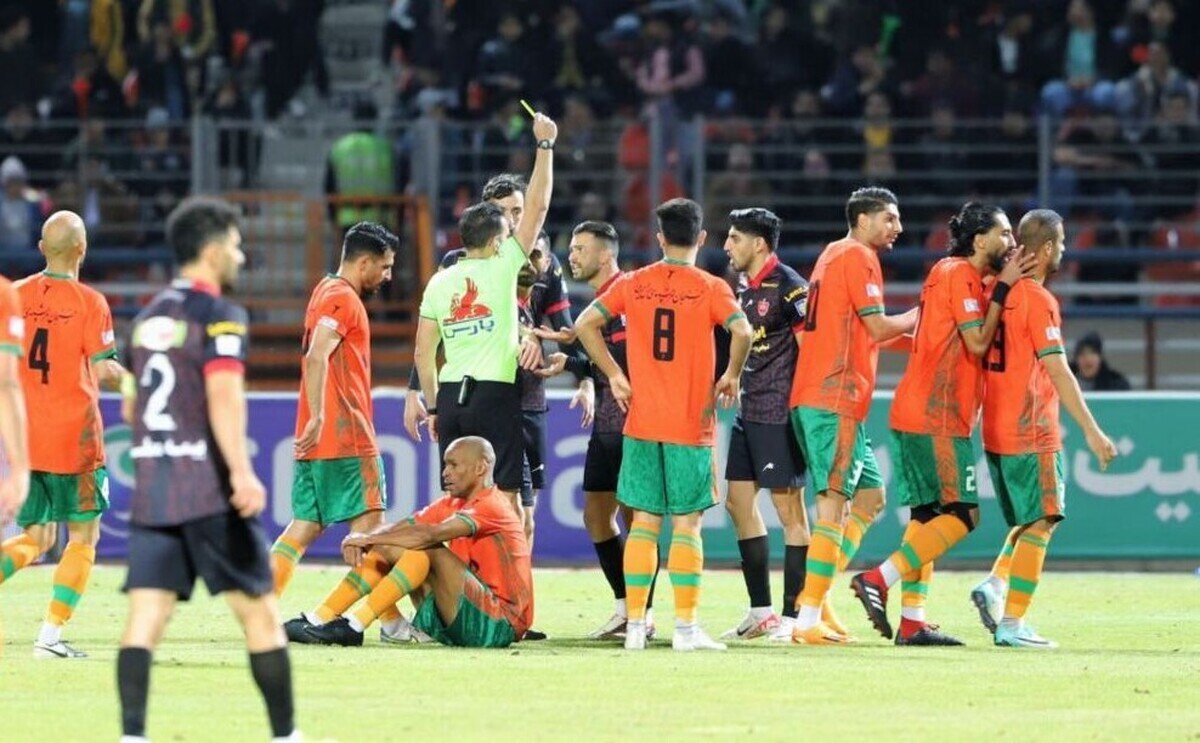 پخش زنده بازی پرسپولیس و مس رفسنجان