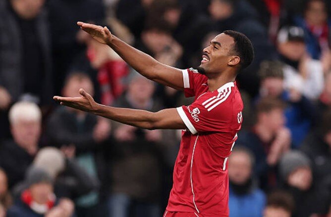 لیورپول 2-1 وولوز؛ قرمزها کم کم لیورپول می‌شوند