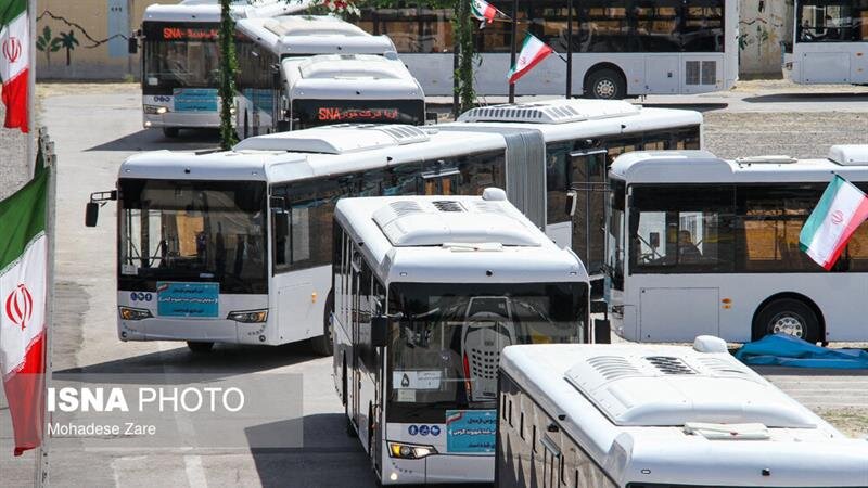 تحویل ۳۰۰ دستگاه اتوبوس به سازمان اتوبوسرانی مشهد تا سال آینده