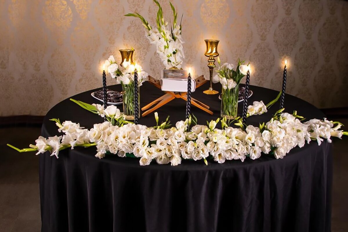 هزینه‌های عجیب مراسم ختم ؛ از گریه‌کن تا بادیگارد!