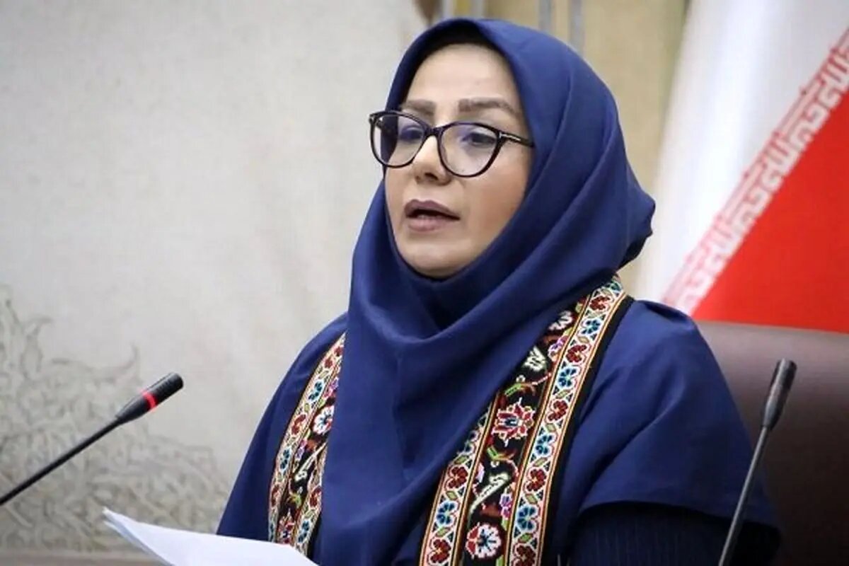 موج تازهای از فعالیتهای تخصصی در حوزه فرش دستباف شکل گرفته است / امروز زنجیره ارزش فرش در حال تکمیل شدن است