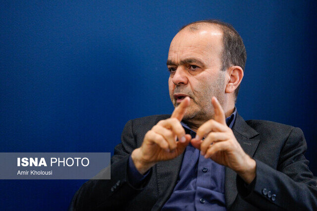 نصیرپور: دولت پزشکیان «تک دوره‌ای» نخواهد شد/ به جراحی عمیق ساختاری نیازمندیم