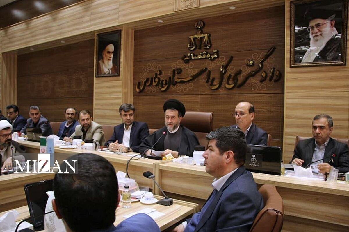 رئیس کل دادگستری فارس: همکاران قضایی خود را پاسخگوی مردم بدانند