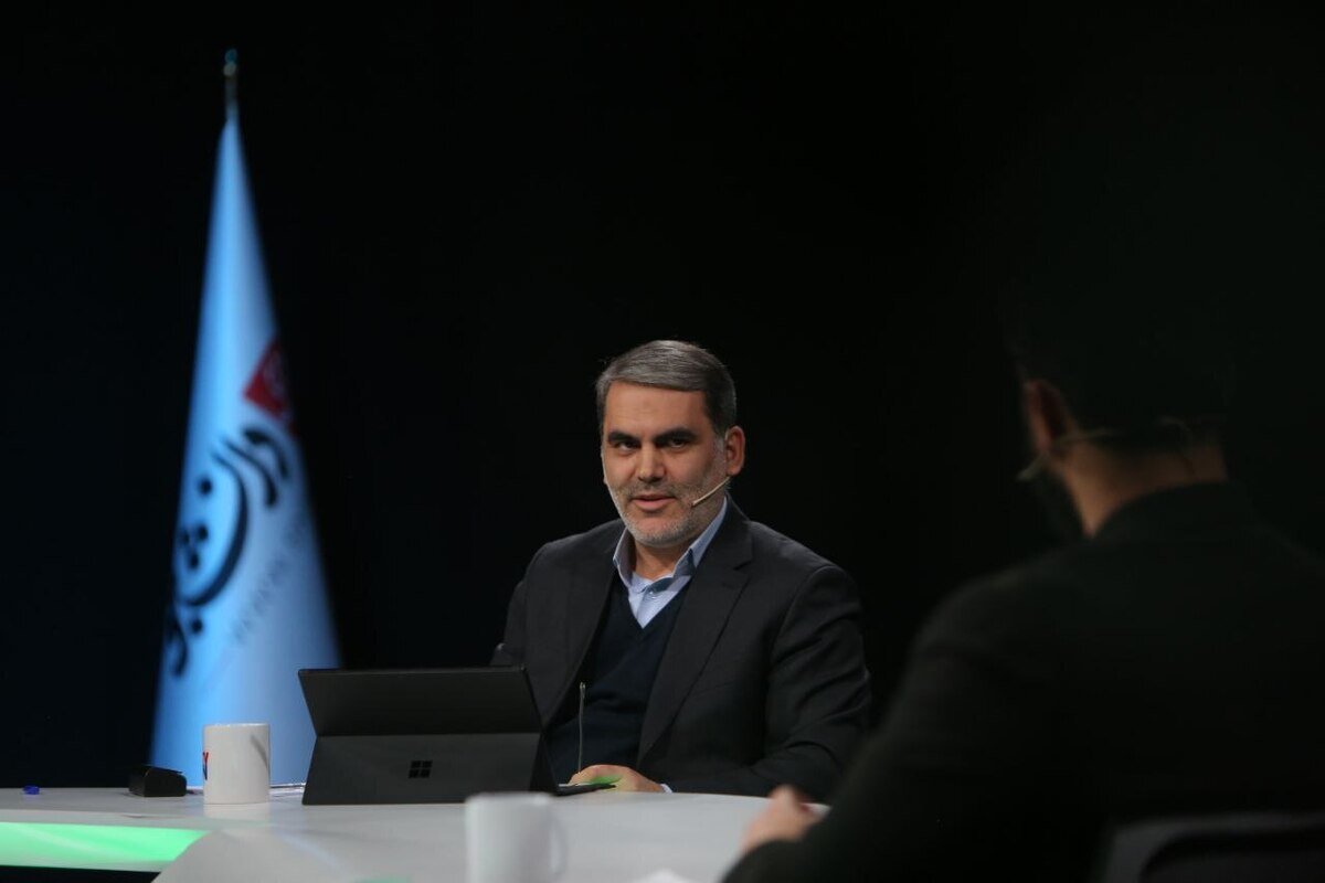 زنگنه: تولید نفت ایران رکورد ۸ ساله را شکست / در تابستان امسال، صادرات نفت و میعانات گازی رکورد زد + فیلم